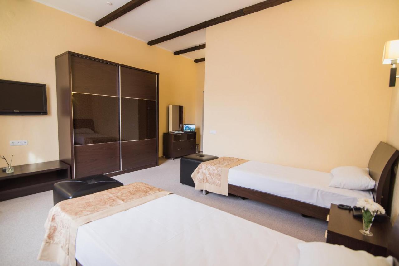 Ruta Resort Polyana Ngoại thất bức ảnh