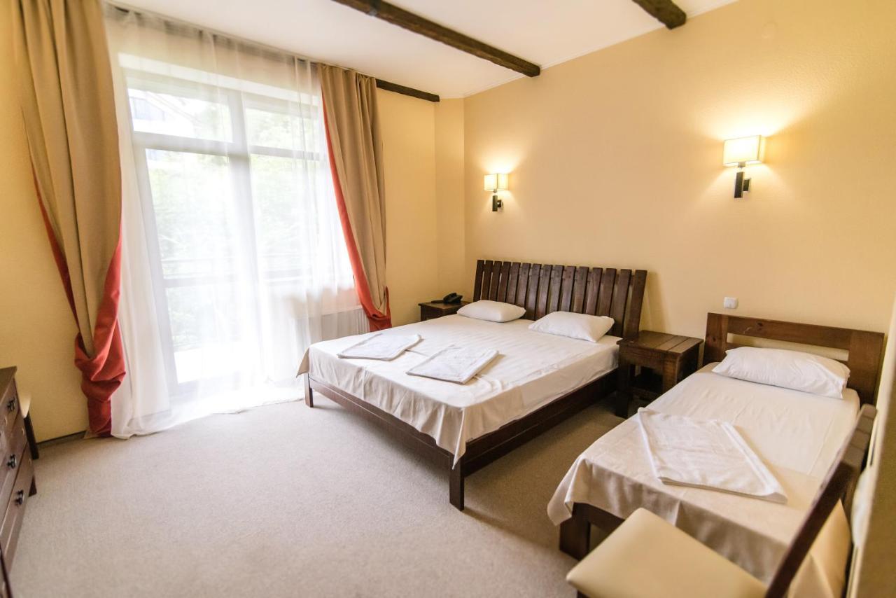 Ruta Resort Polyana Ngoại thất bức ảnh