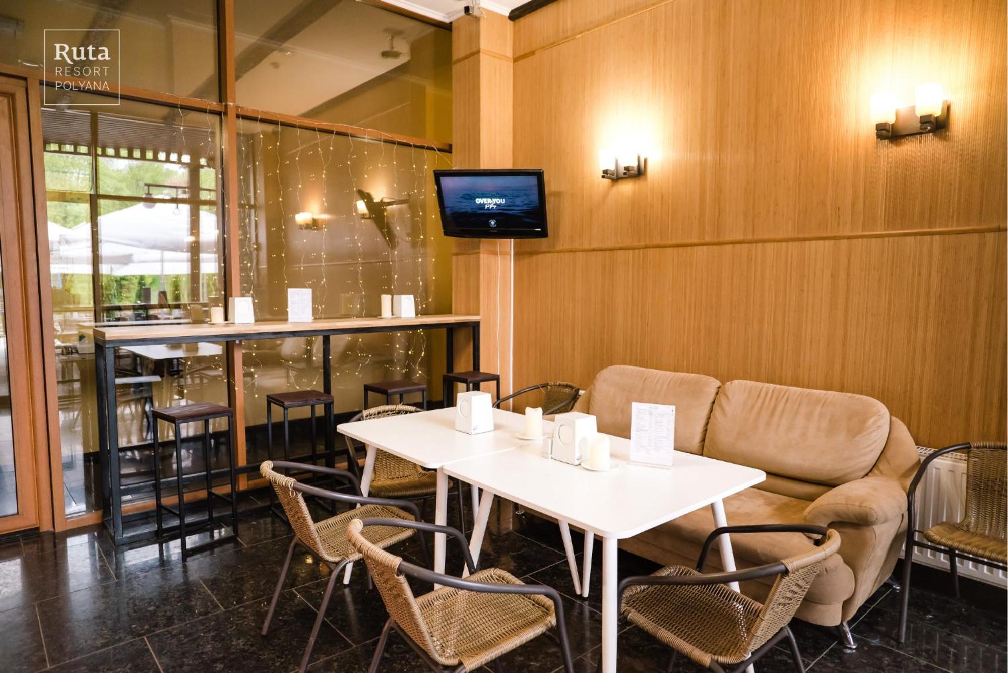 Ruta Resort Polyana Ngoại thất bức ảnh